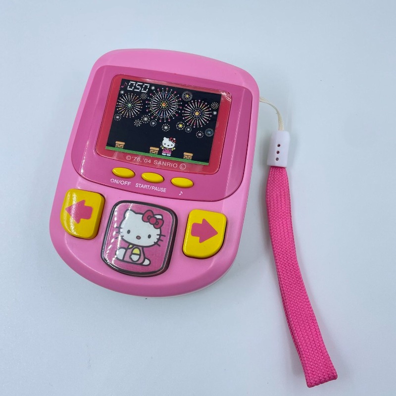 Sanrio LCD Gorgeous Game Hello - Gaming Console Power Bank recensie en prijs
